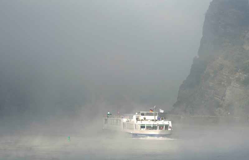 River Empress in de mist