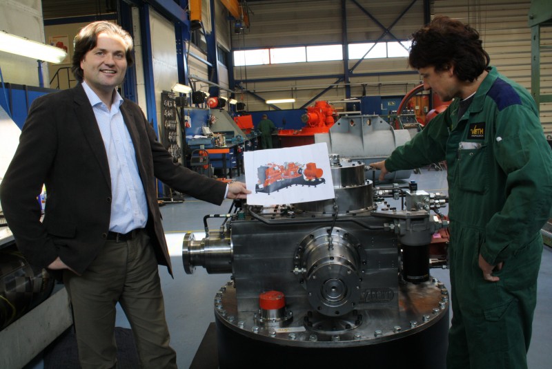 Veth toont eerste Hybrid Drive op Europort
