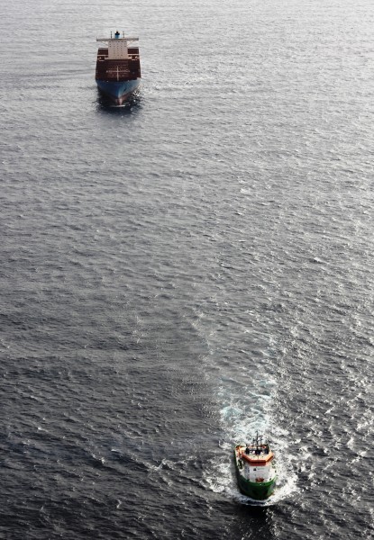 Nederlanders slepen Emma Maersk