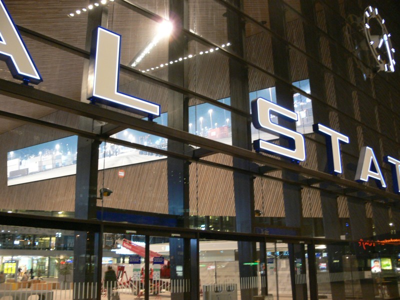 Binnenvaartpromotie in stationshal Rotterdam