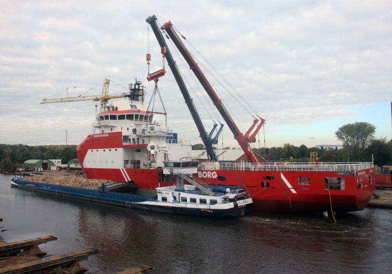 Itasca brengt Barge Master kraandeel voor Kroonborg