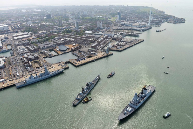 VolkerStevin vernieuwt haven Portsmouth voor vliegdekschepen