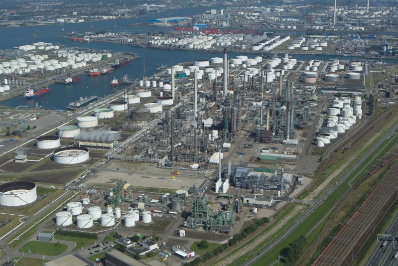 ExxonMobil investeert ruim $ 1 miljard in raffinaderij