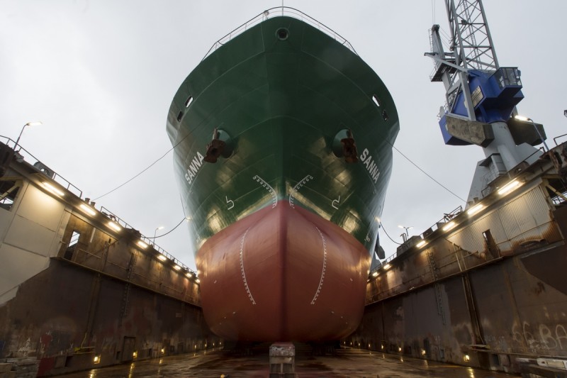 Damen vernieuwt vier schepen voor CN Bulkers