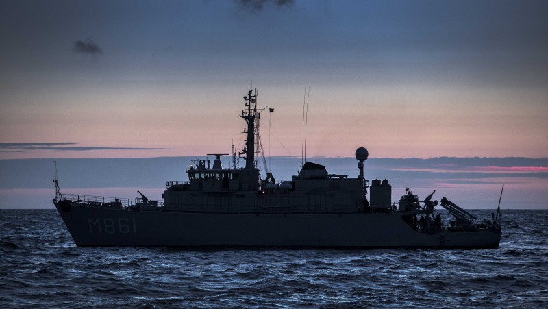 Nederlands-Belgische marinegroep oefent in Noord-Europese wateren