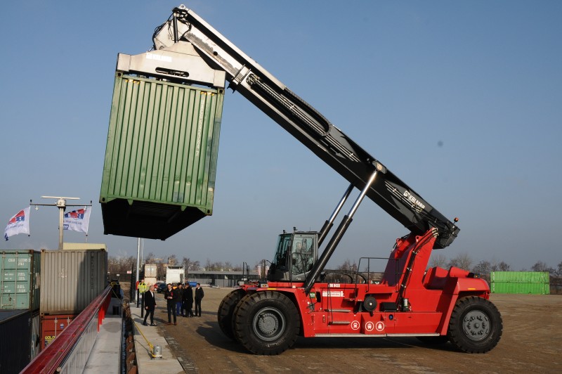 Multimodale terminal Budel rekent op 10.000 containers