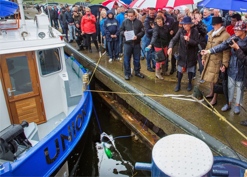 Nieuw lesschip Union gedoopt in IJmuiden