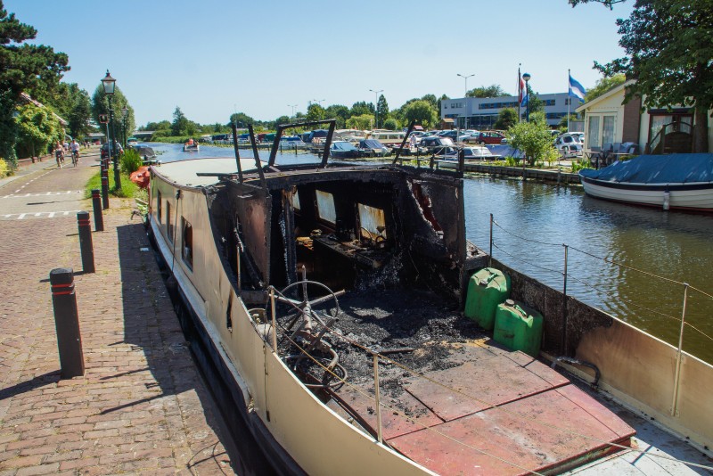Aanhouding na brandstichting op boot in Maassluis
