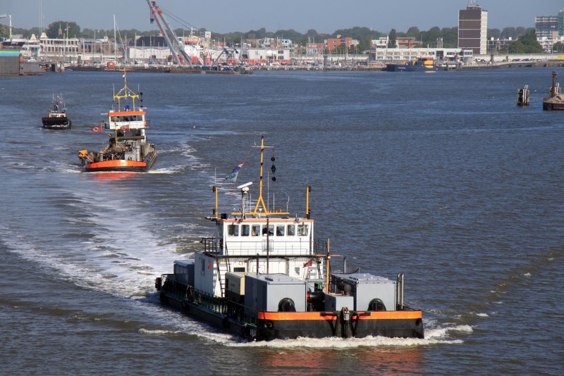 Baggerbedrijf De Boer wint met groen schip onderhoudscontract Delfzijl 