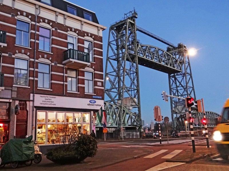 Rotterdamse Scheepvaartboekhandel en Observator voortaan onder één dak