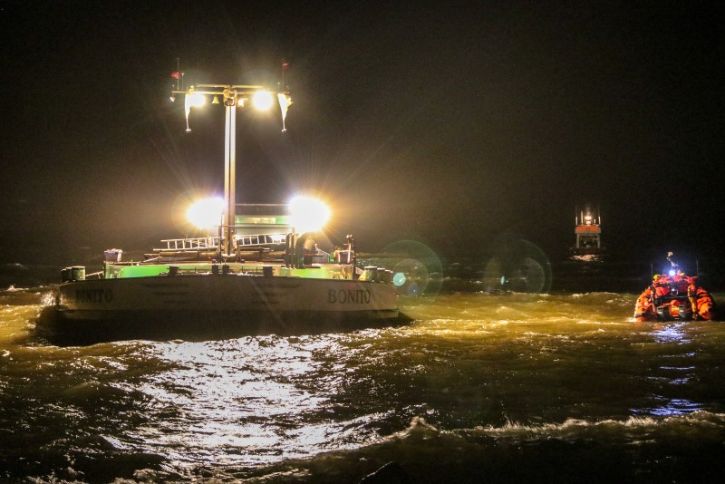Bonito maakt water op IJsselmeer bij Urk