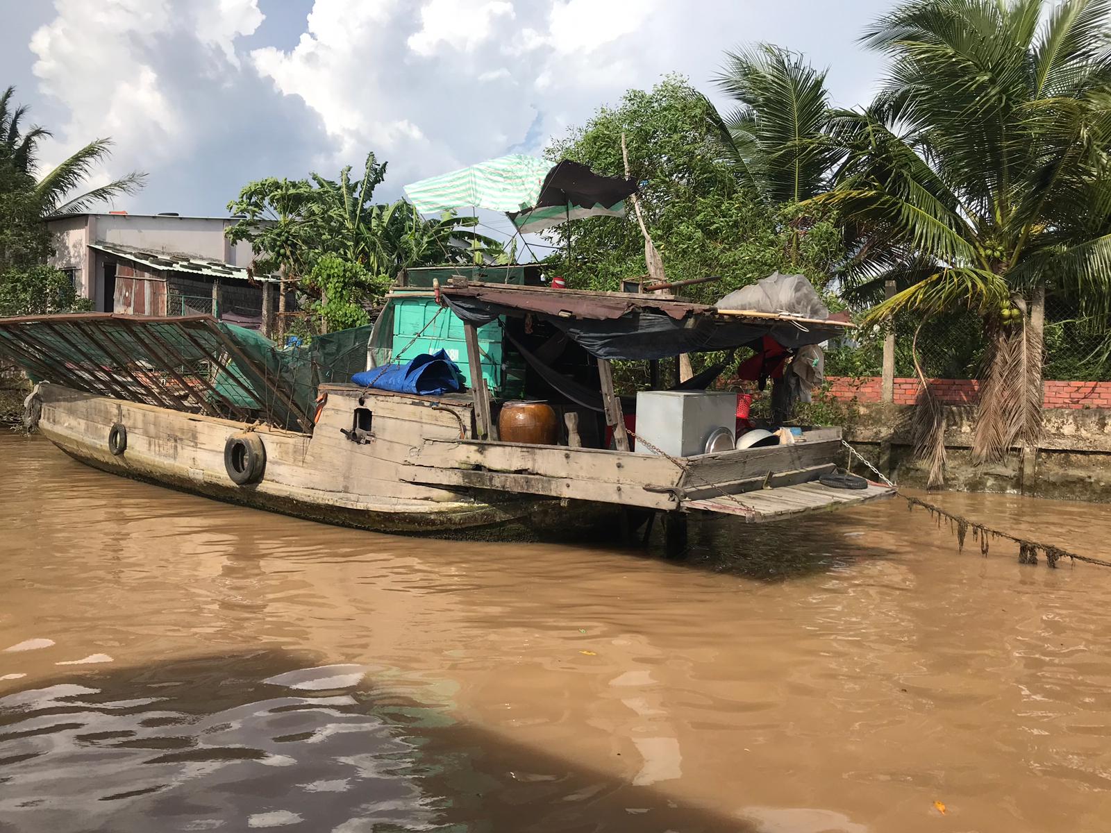 Beelden van binnenvaart op de Mekong. (Foto’s Ad Schroot)