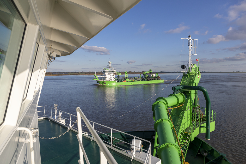 Deme-dochterbedrijven doen onder andere met de TSHD Scheldt River het baggerwerk voor de joint-venture, die voor 99 miljoen euro het Kielerkanaal verbreedt. (Foto Deme)