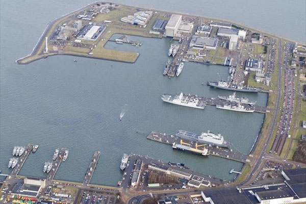 Luchtfoto van de Nieuwe Haven in Den Helder. (Foto Defensie)