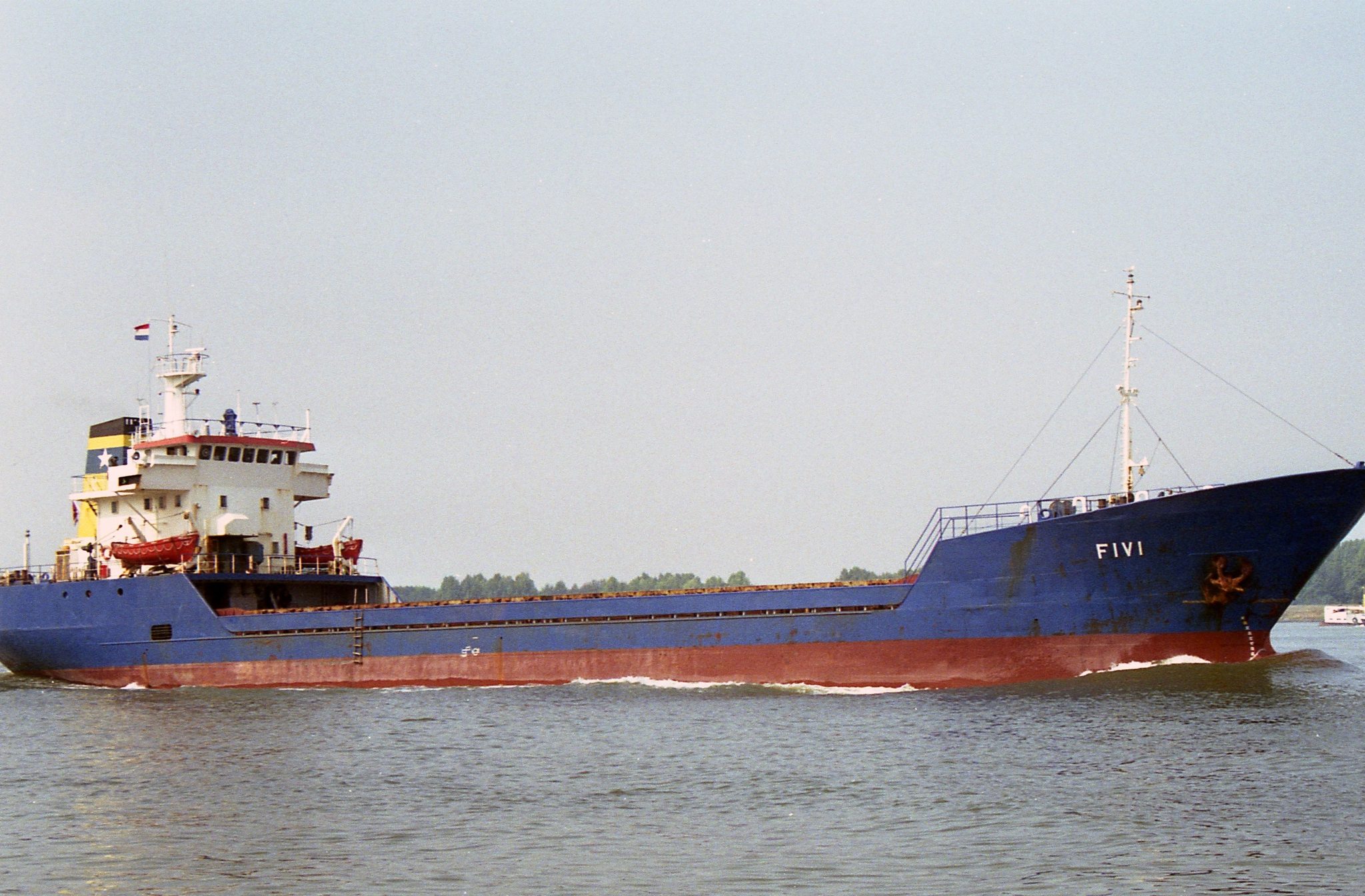 De Fivi, de voormalige Nederlandse Lindewal, is verkocht voor de sloop. (Foto Bob van Raad)