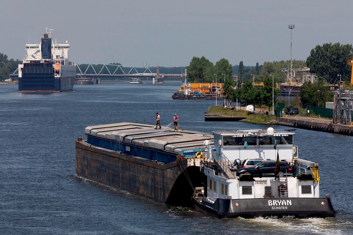 De drie kerntaken van North Sea Port zijn: infrastructuur en terreinen, nautische dienstverlening en op z'n Vlaams 'connecteren'. (Foto North Sea Port)