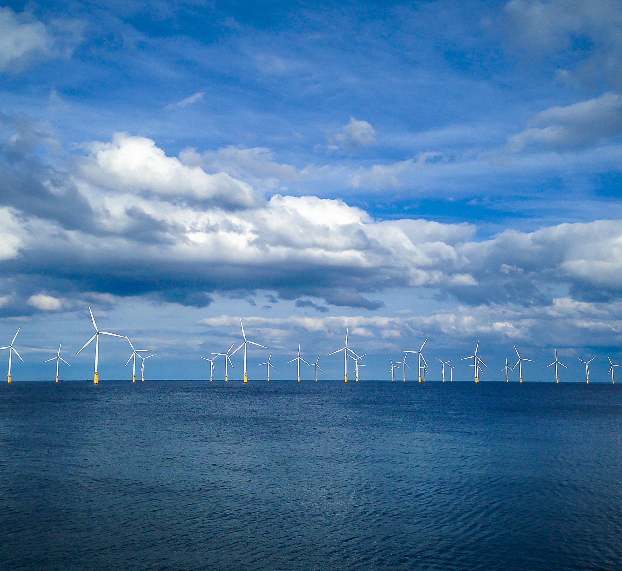 Ter illustratie: windturbines op zee. (Foto Archief Schuttevaer)