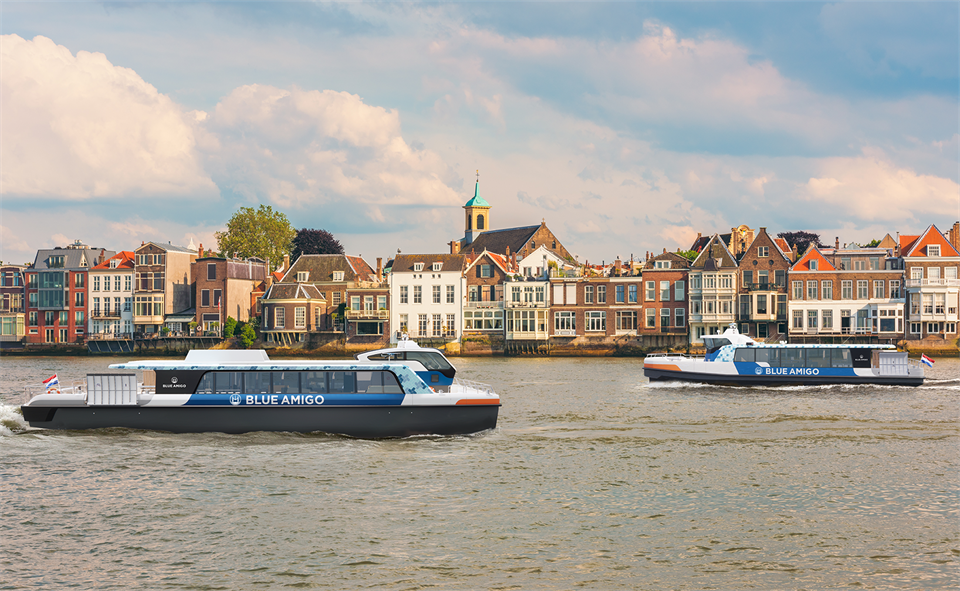 Blue Amigo is de nieuwe merknaam van de bedrijven Swets Inland Shipping, Swets ODV Maritiem, AquaSwets en Aqualiner. (Foto Provincie Zuid-Holland)
