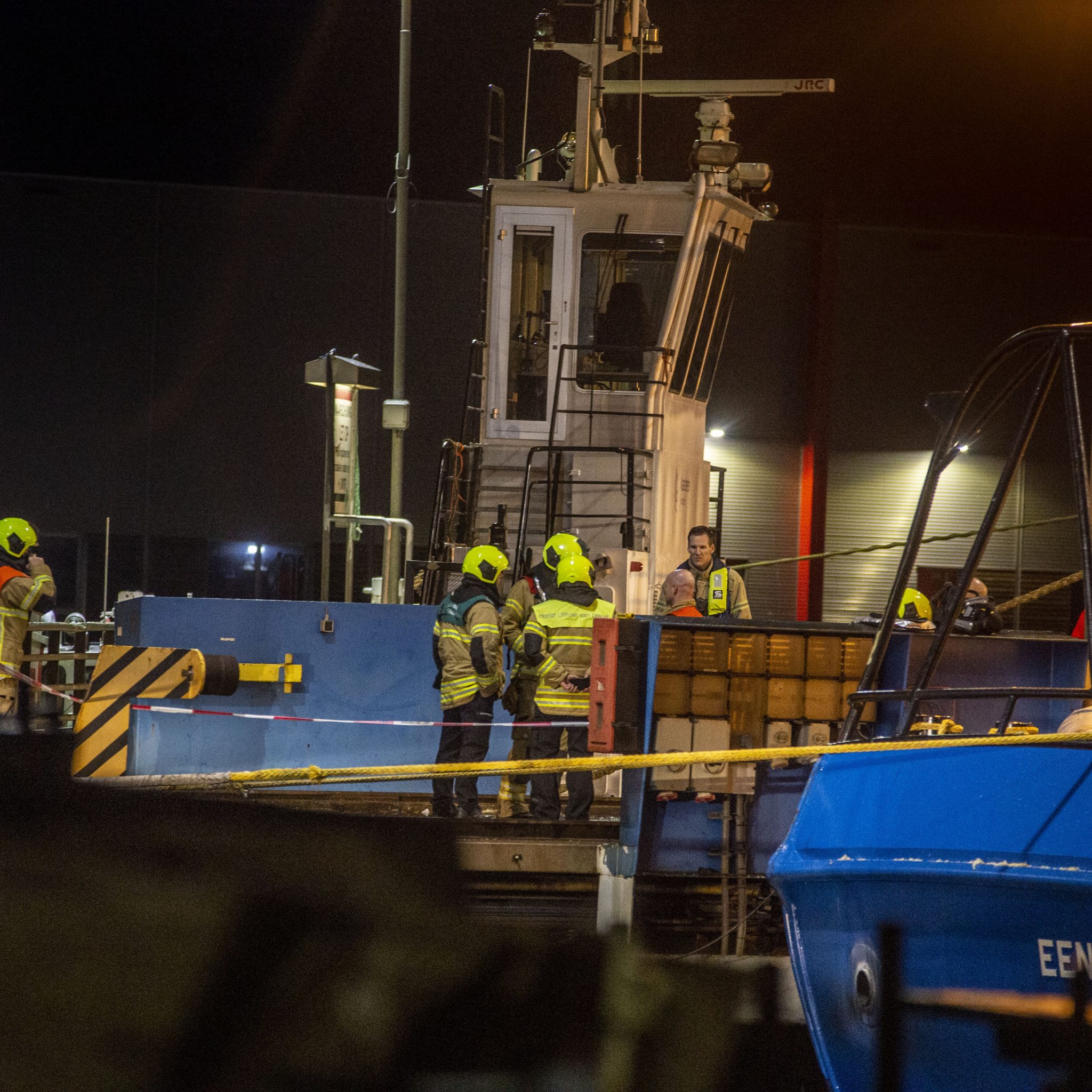 Dode en zwaar gewonde na explosie op schip in Dordrecht. fotopersburo Busink