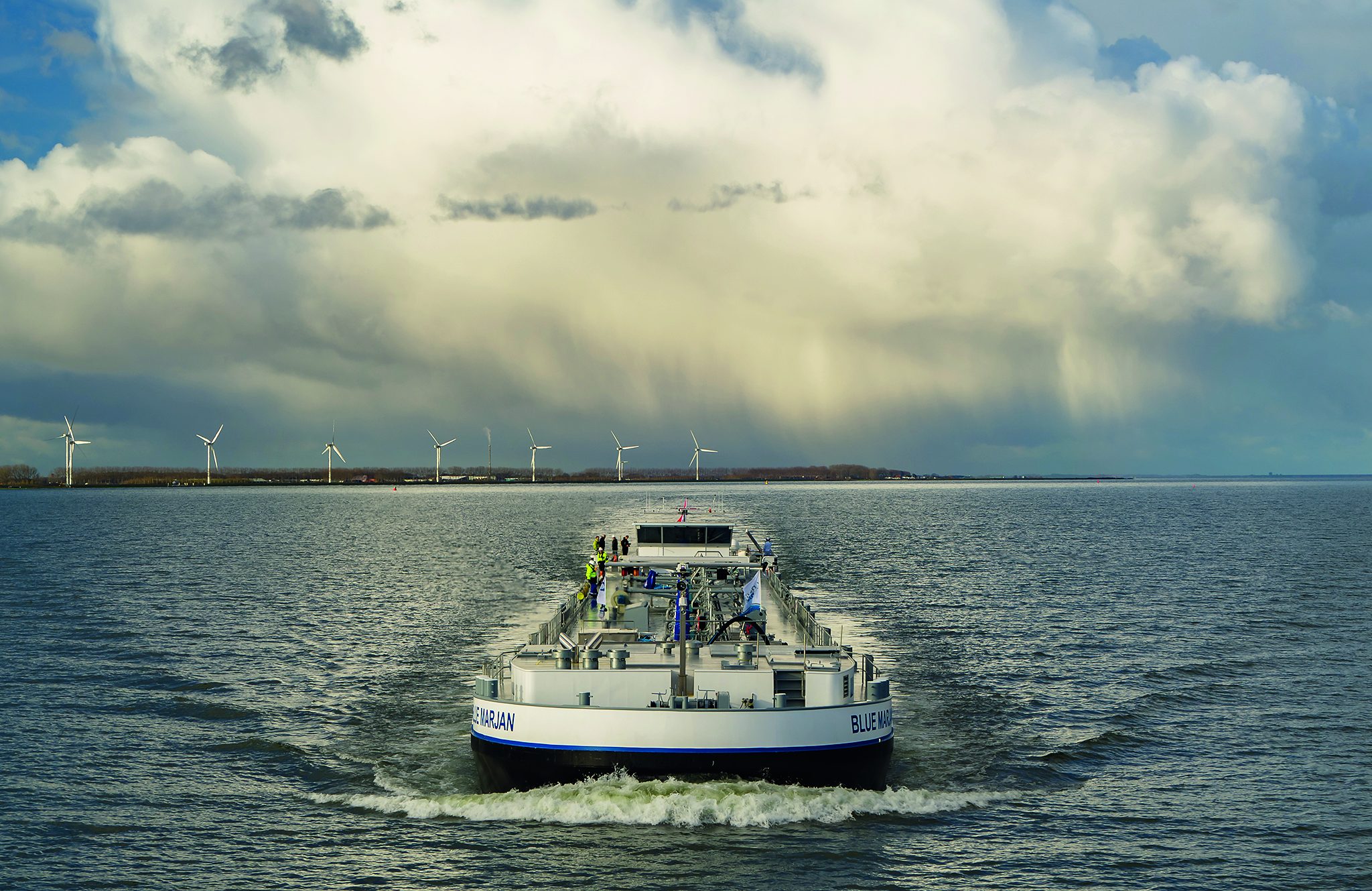 In Nederland gaat Shell haar producten vervoeren via 40 LNG-schepen, waarvan Blue Marjan de eerste was. (Foto Shell)