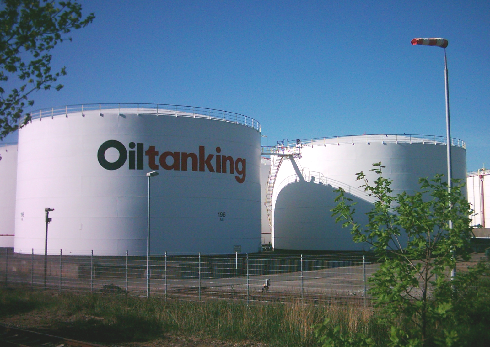 Oiltanking in Hamburg. (Foto Wikimedia)