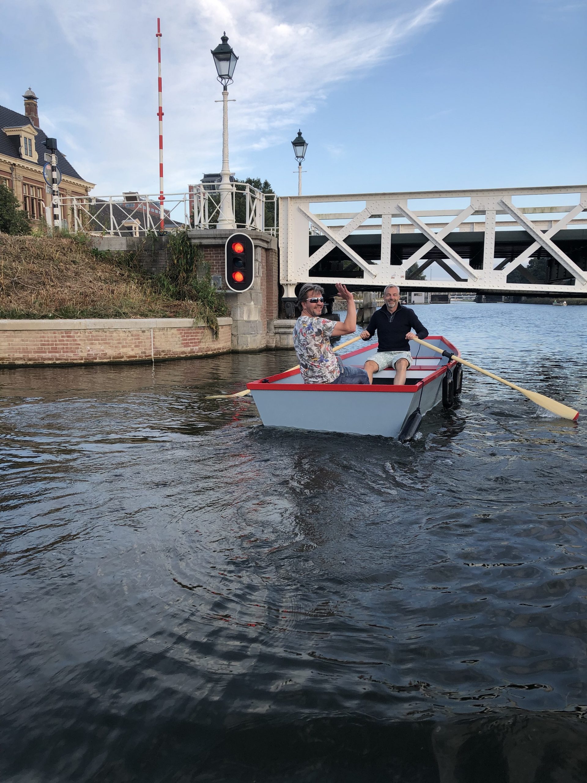 Bedienen Oproepen Eindeloos Utrechters bouwen vloot 'buurtbootjes' | Schuttevaer.nl