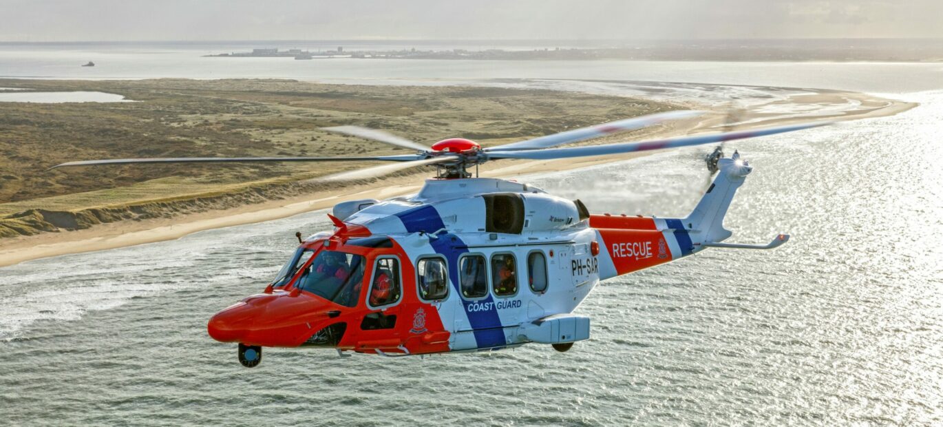 De PH-SAR, een van de twee nieuwe SAR-helikopters van de Kustwacht. Deze heli’s van het type AW189 hebben een reddingscapaciteit van 19 passagiers of twee brancards of een combinatie daarvan.