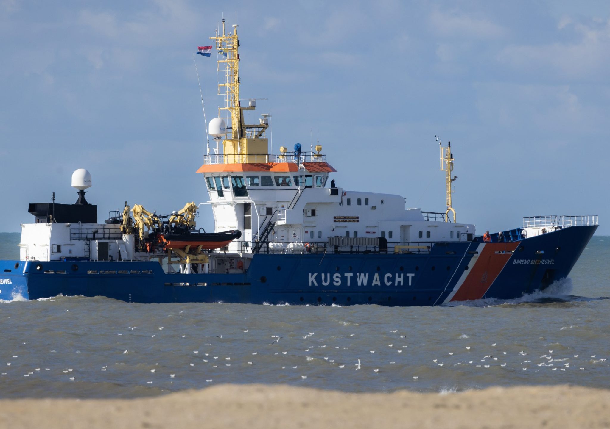 Het Kustwachtpatrouillevaartuig Barend Biesheuvel.