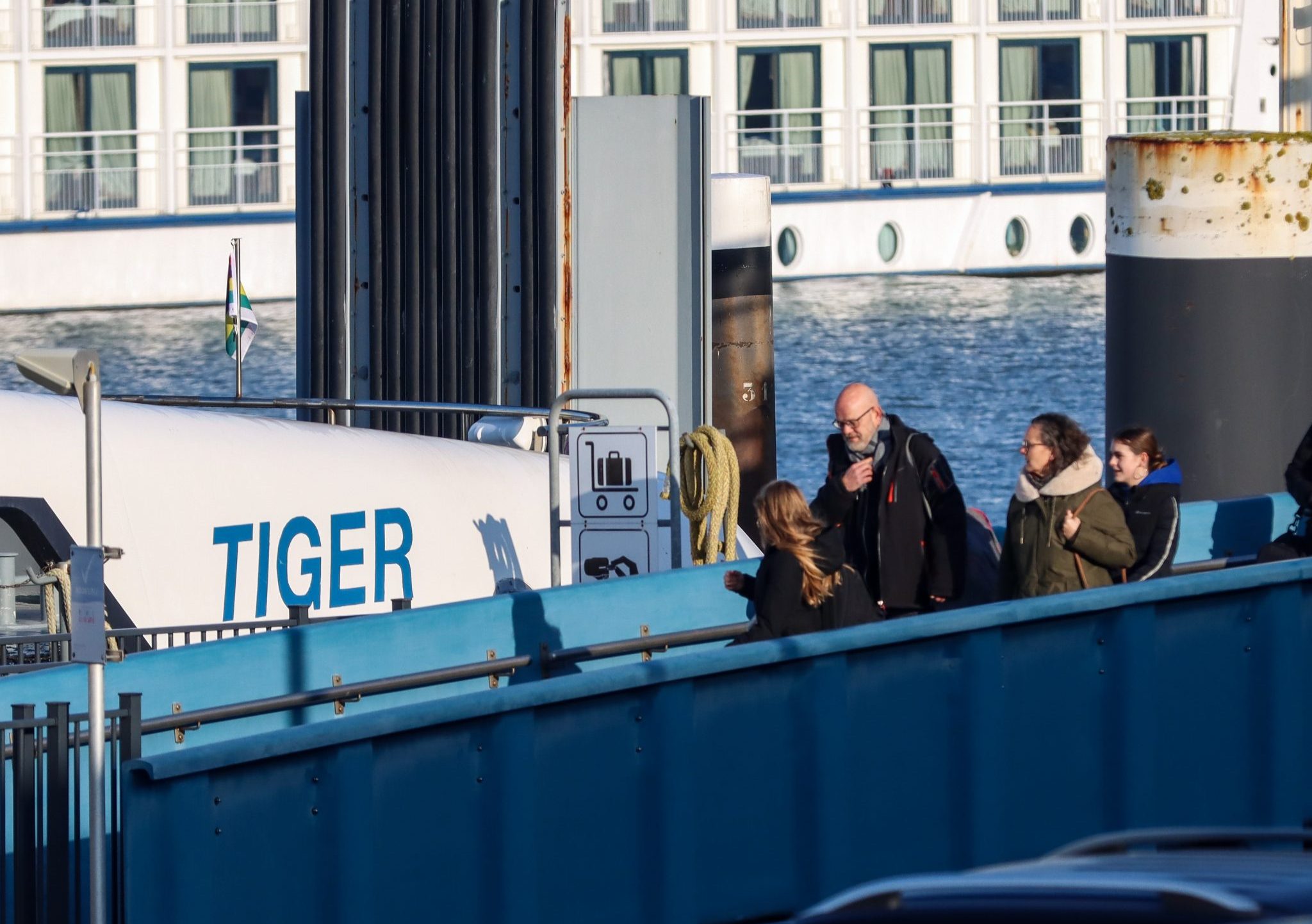 Snelboot Tiger kwam in aanvaring met watertaxi Stormloper.