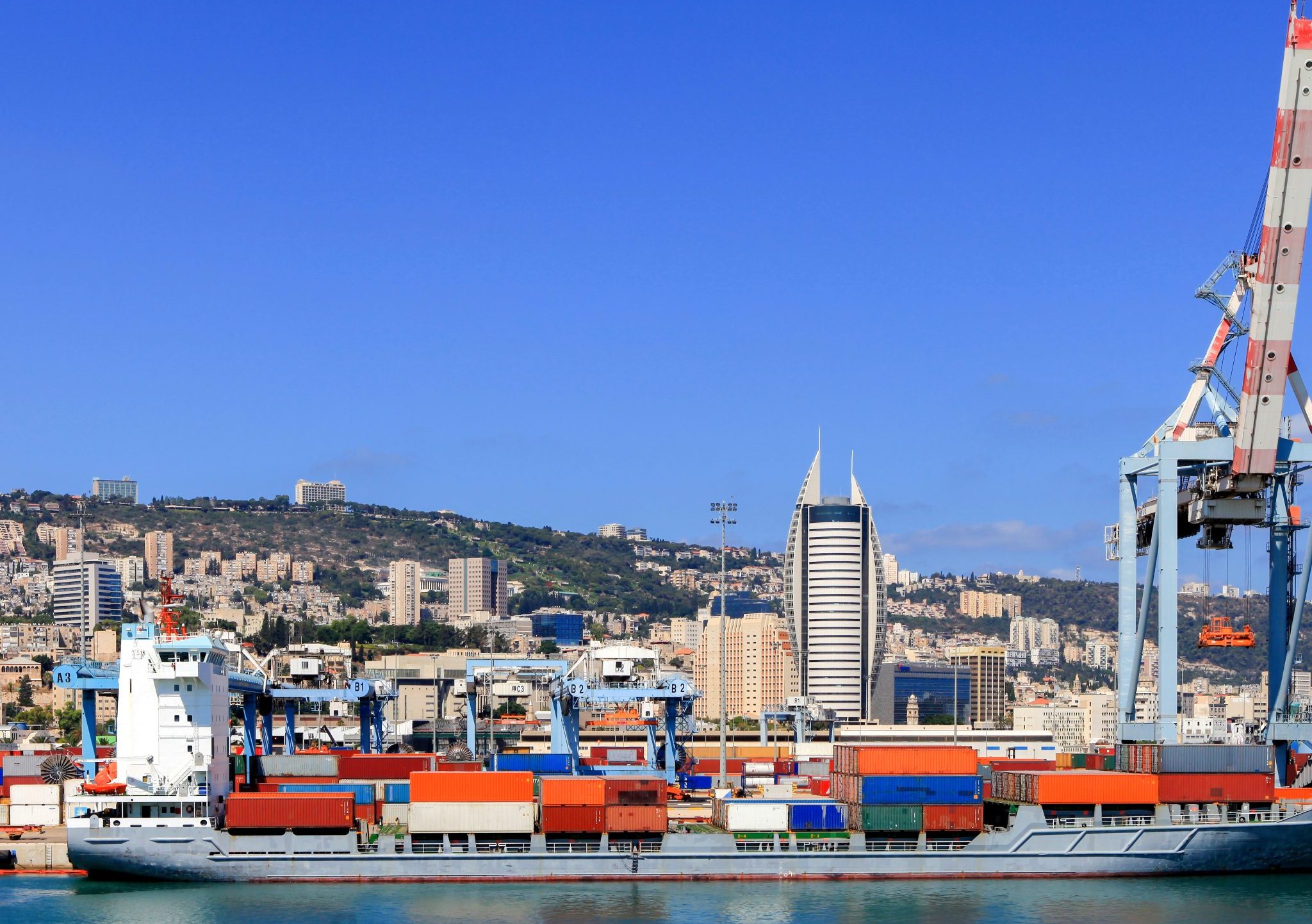 De haven van Haifa in Israël.
