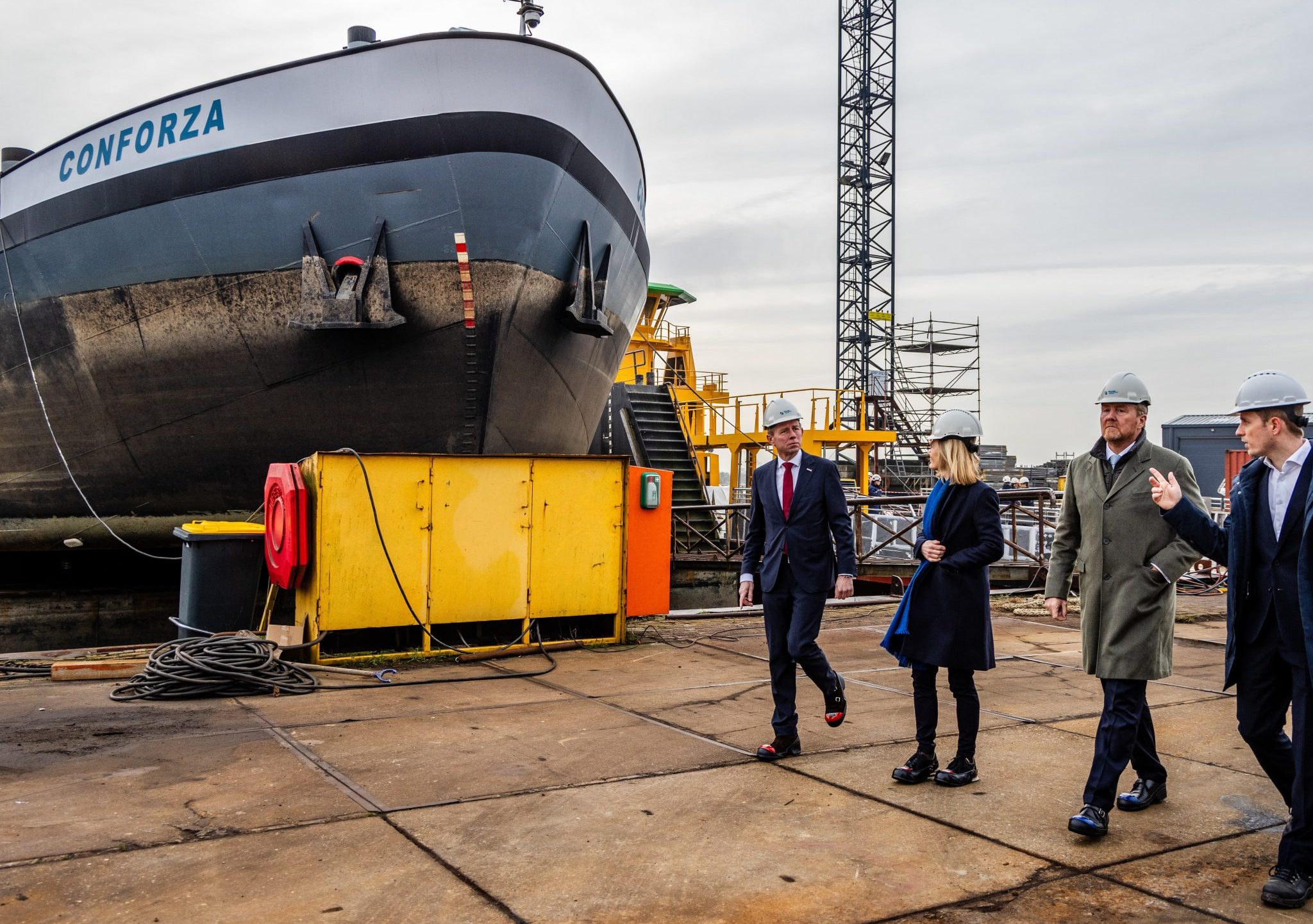 Koning bezoekt Holland Shipyards