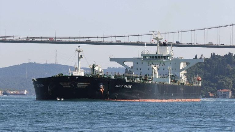 Toen de tanker St. Nikolas vorig jaar nog Suez Rajan heette werd een lading Iraanse olie door de VS geconfisqueerd. Iran heeft nu schip en lading in beslag genomen.